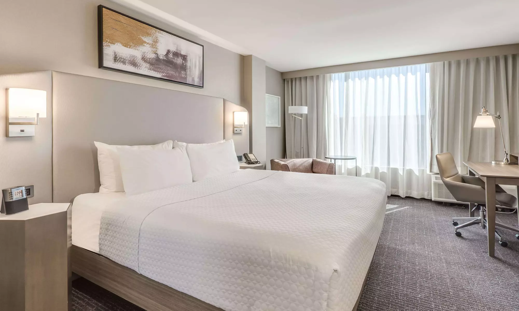 Stylish 4-Star Hotel at Denver Downtown - Book Now!
