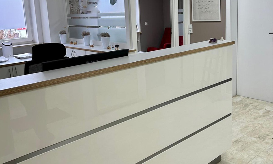 Image 4: Augenbrauen- und/oder Wimpern-Lifting für 1 Person