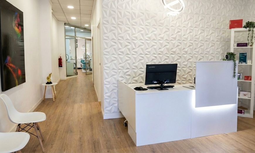 Image 2: Láser para eliminar lunares, verrugas o puntos rubí: 1, 2 o 3 sesiones