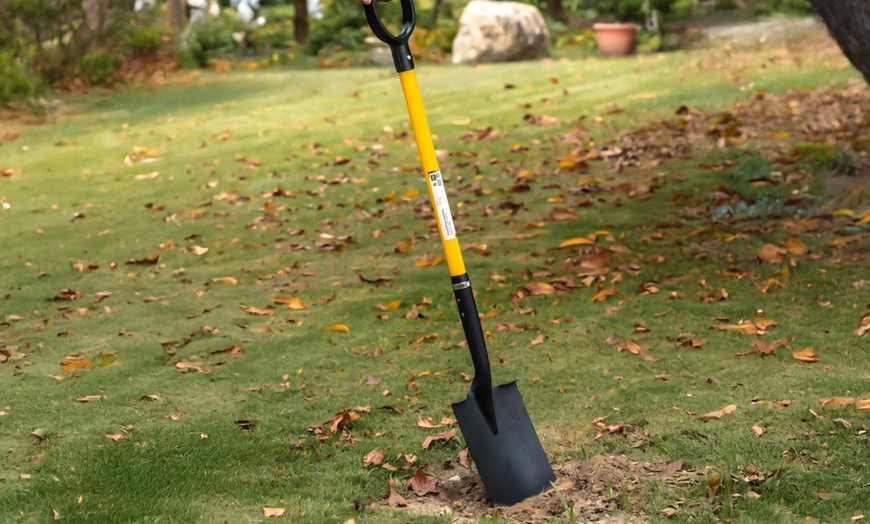 Image 2: Râteau ou pelle bêche ou fourche à bêcher de marque Suan