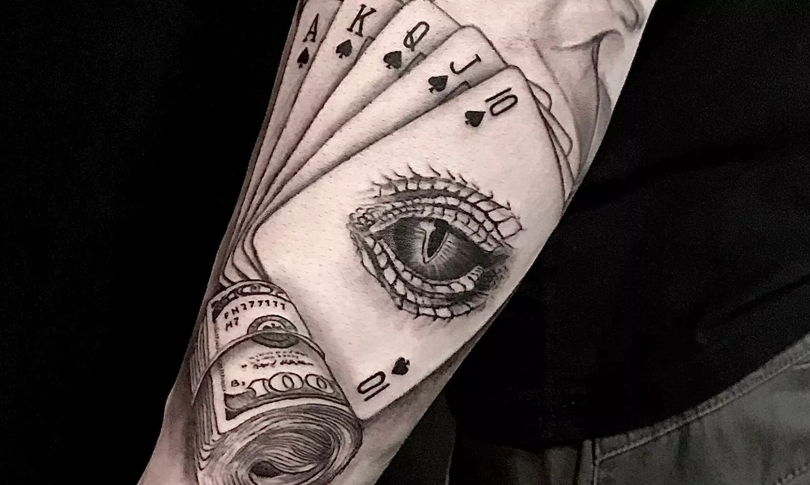 Wykonanie pełnego tatuażu w 5HT Tattoo Studio