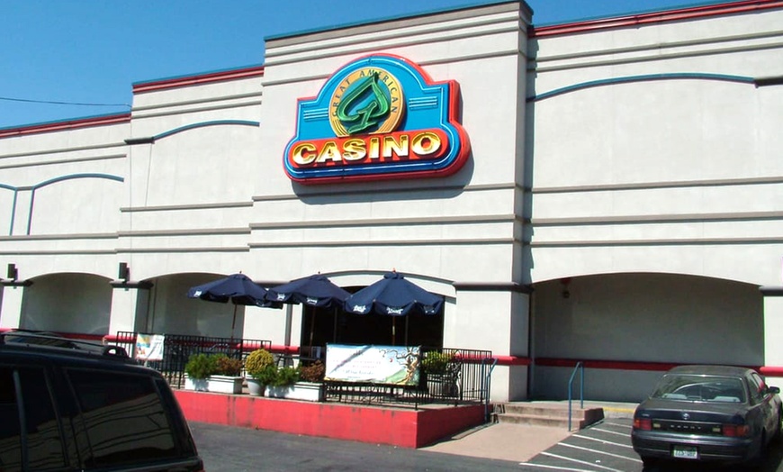 Image 5: Food and Drink Credits of $40 or $80 at Casino Dining Spot in Everett 