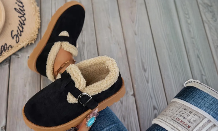 Image 10: Warm Fleece Lined Ankle Boots