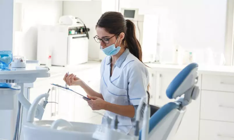 Limpieza bucal en Clínica Dental Vizcaya 8 - Second Medium