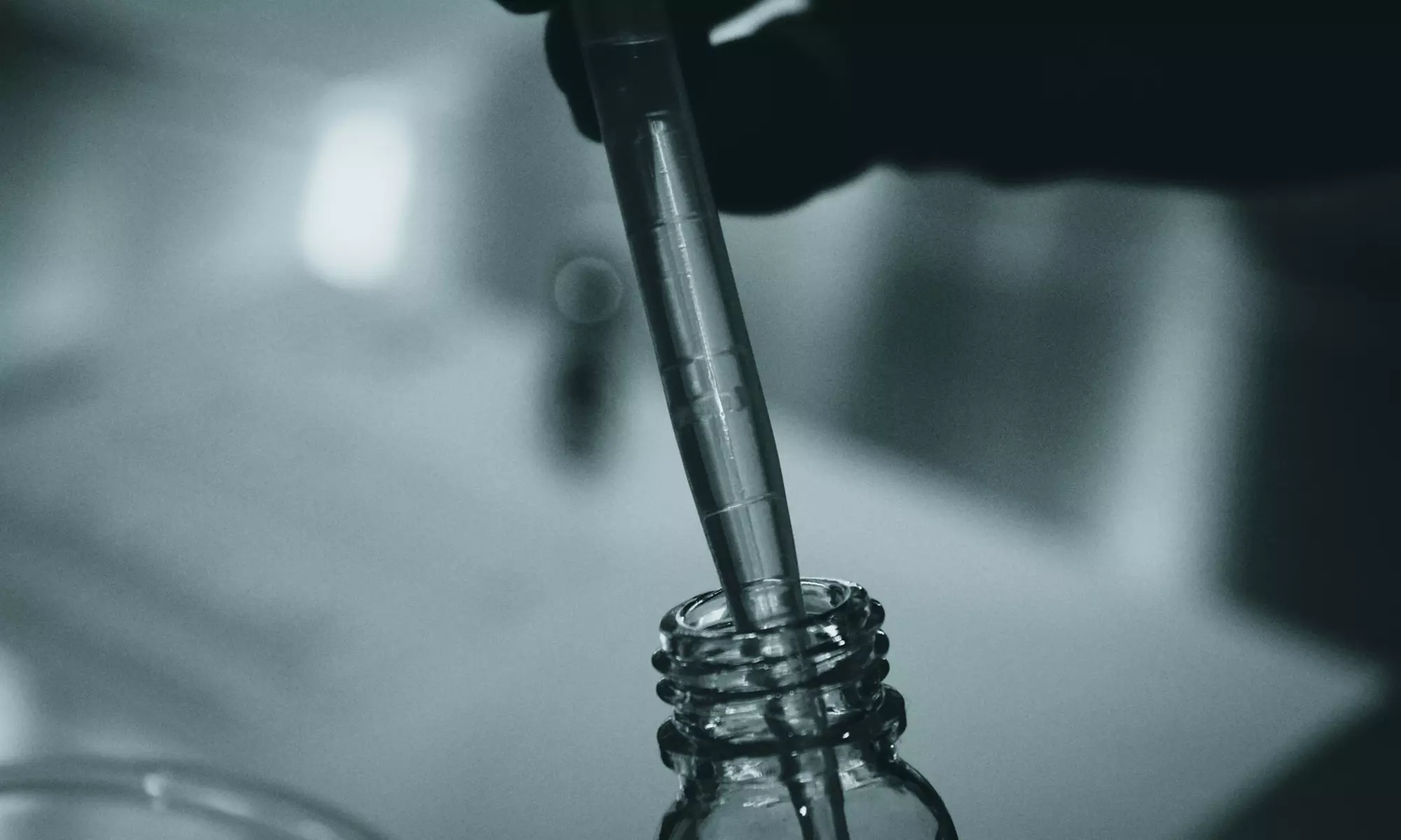 Cata olfativa y creación artesanal de tu propio perfume para 1 o 2