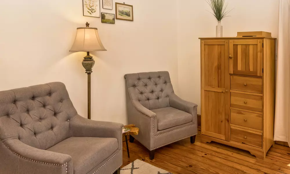 Member Pricing: B&B in Blue Ridge Asheville With Historic Charm