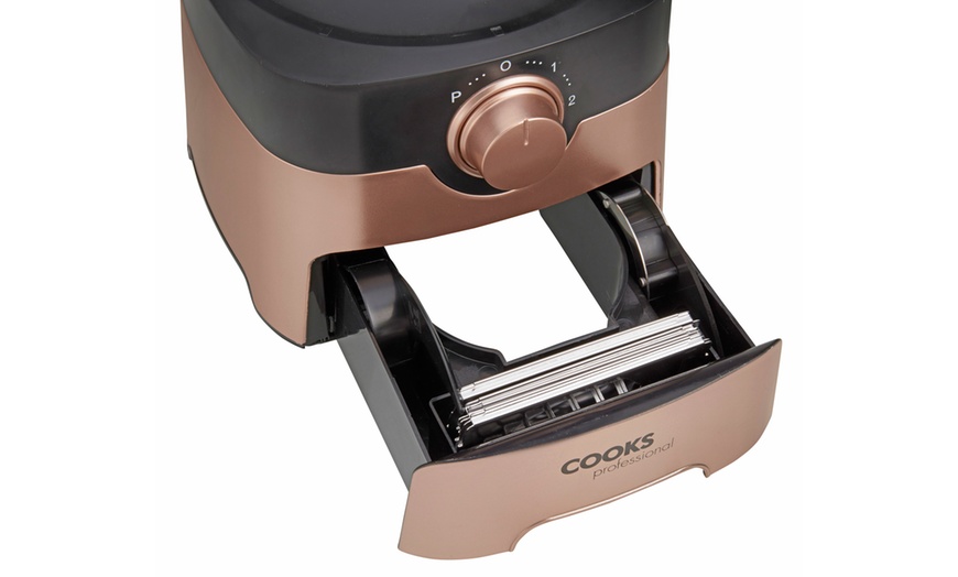 Image 8: Cooks Professional Food Processor