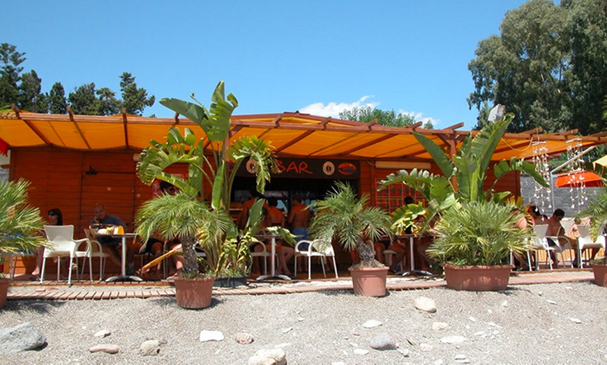 Image 4: Ingresso lido a Giardini Naxos