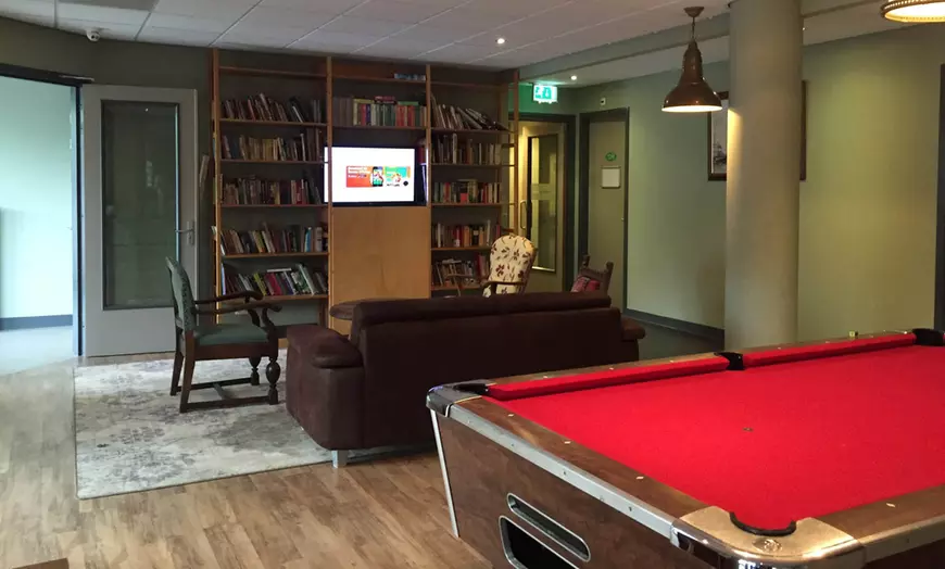 Image 11: Zaan Inn: twin- of king tweepersoonskamer of family suite met ontbijt