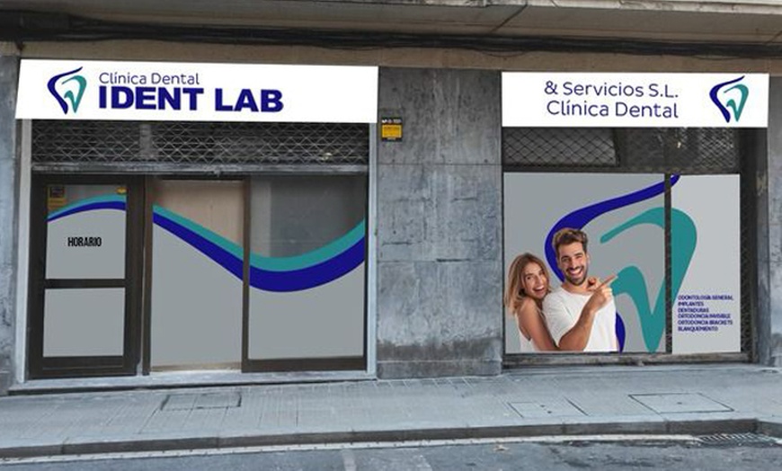 Image 5: Hasta 71% de dto. en Limpieza dental en Clinica Dental Estetica Ident Lab
