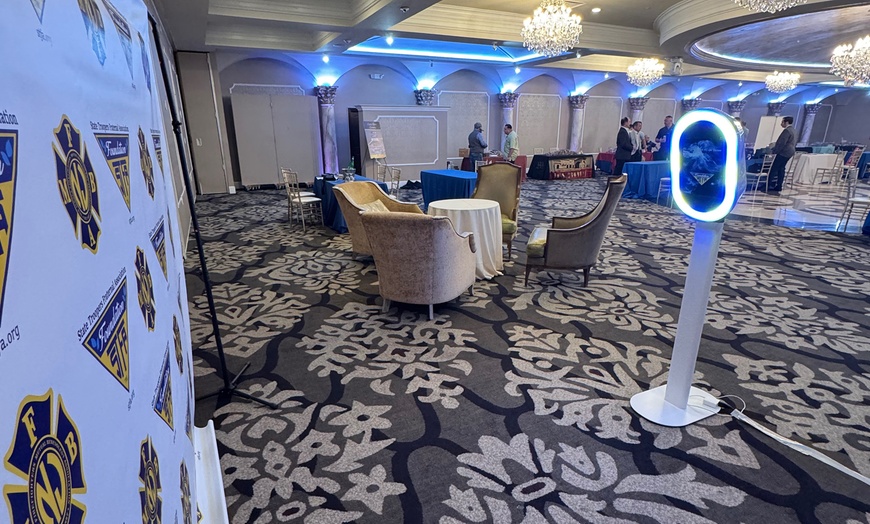 Image 2: Get Standard, Advanced or Signature Package:  Photo Booth Services 