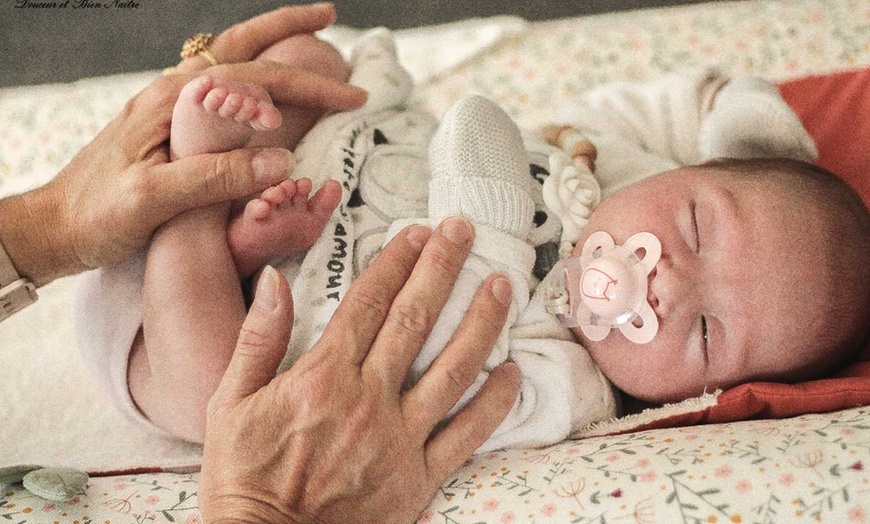 Image 8: Modelage bien-être, bébé et prénatale avec Douceur et Bien Naitre