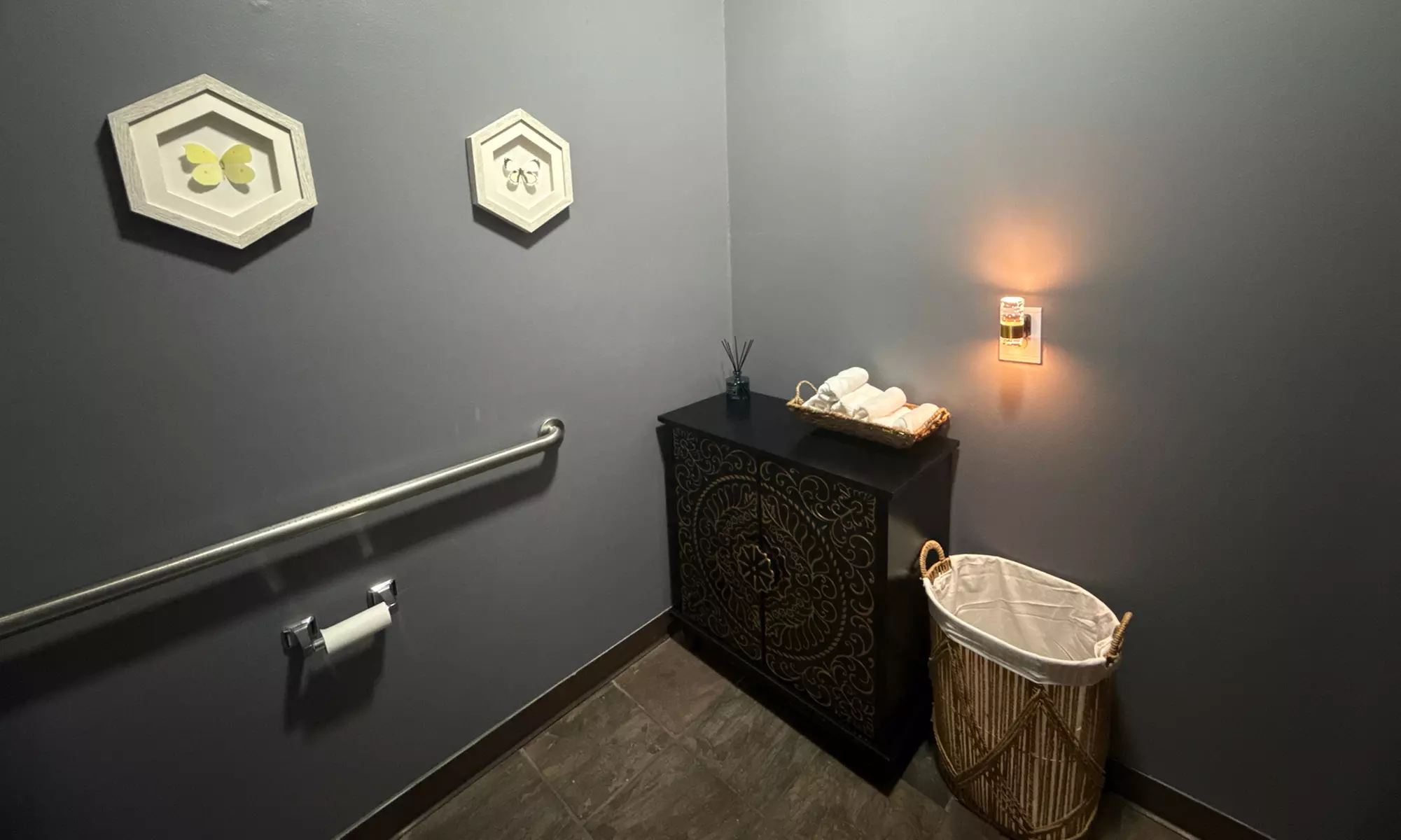 Up to 30% Off on Couples Massage at Yan Yan Foot Massage - Second Medium