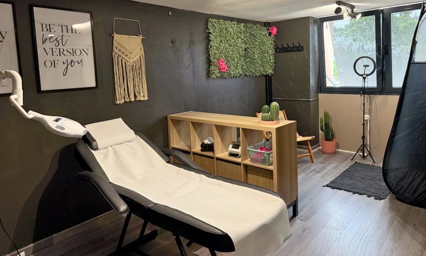 Image 4: Head spa d'1h avec soin du visage en option en solo ou en duo