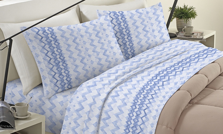 Image 8: Completo lenzuola in morbida e calda flanella Made in Italy