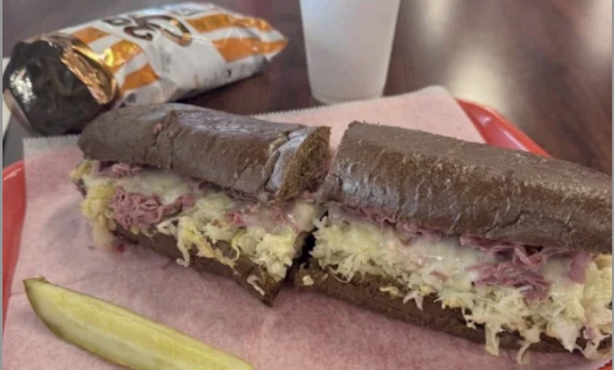 Image 5: Satisfy Cravings with $20, $35, or $50 Food and Drink Credit