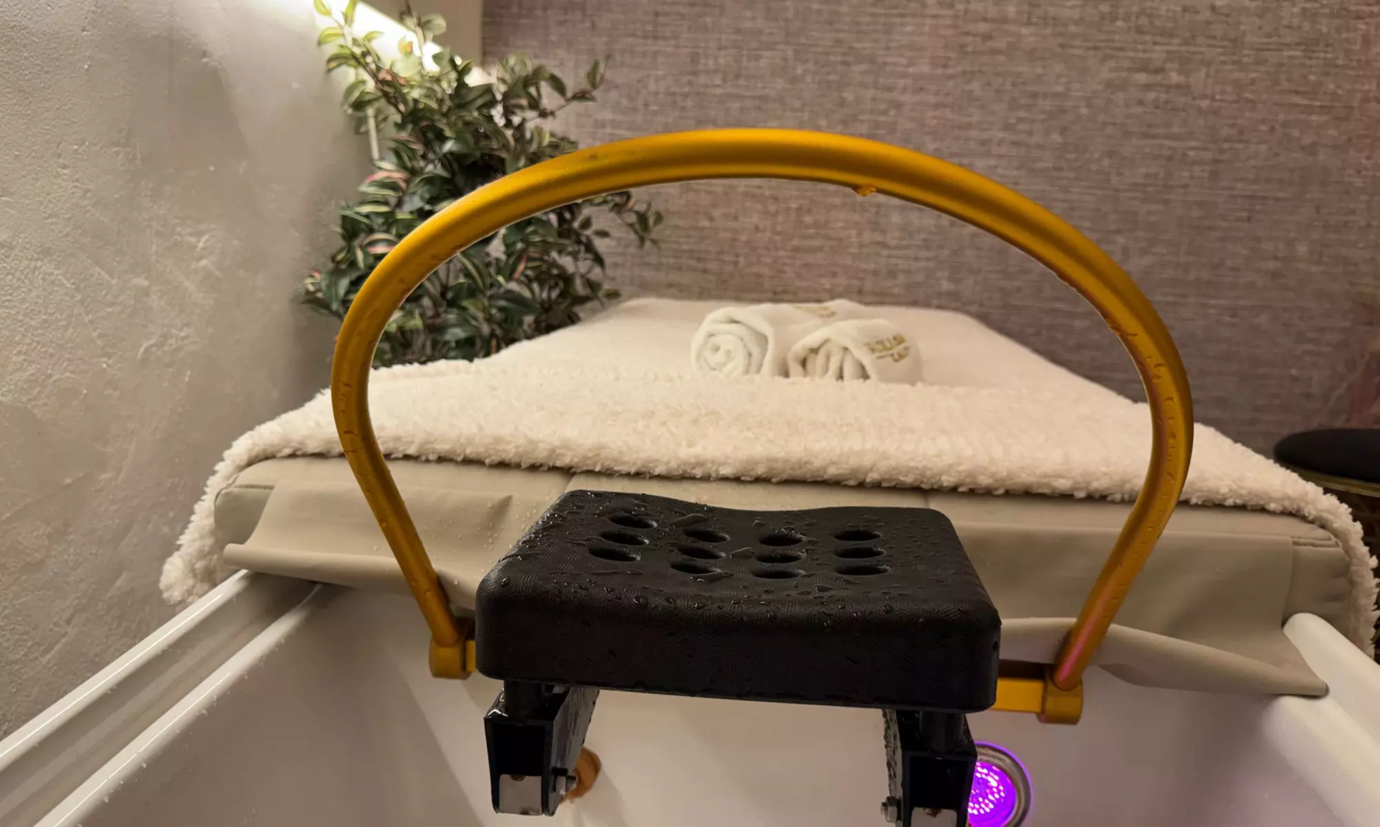 Head Spa Ritual o Head Spa Ritual con tratamiento Bright facial