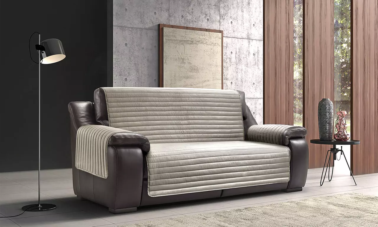 Wasserabweisender, wendbarer Bezug für Sessel oder Sofa