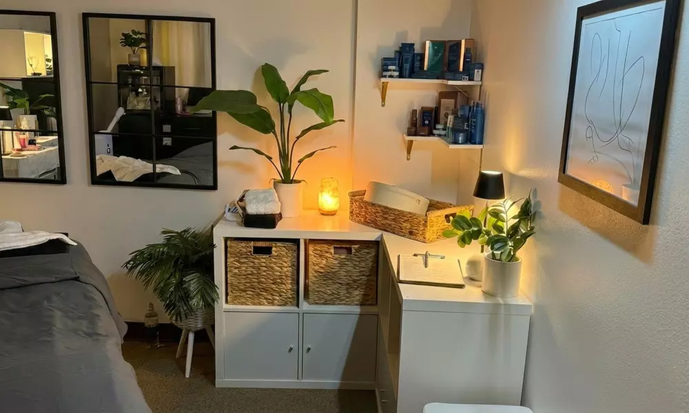 One, Two or Three 60 Minute Bio-Active Chemical Peel Session for 1