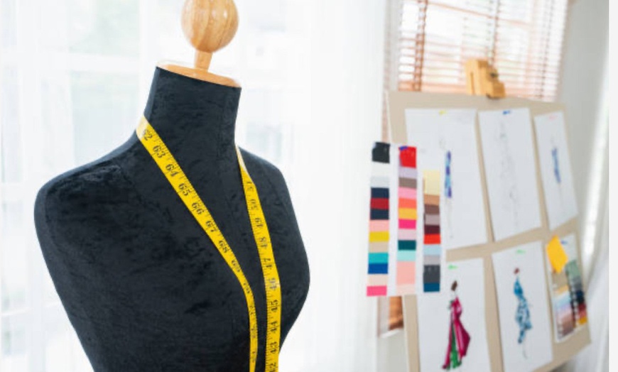 Image 2: Virtual Style or At-Home Style Strategy Session w/ Personal Stylist