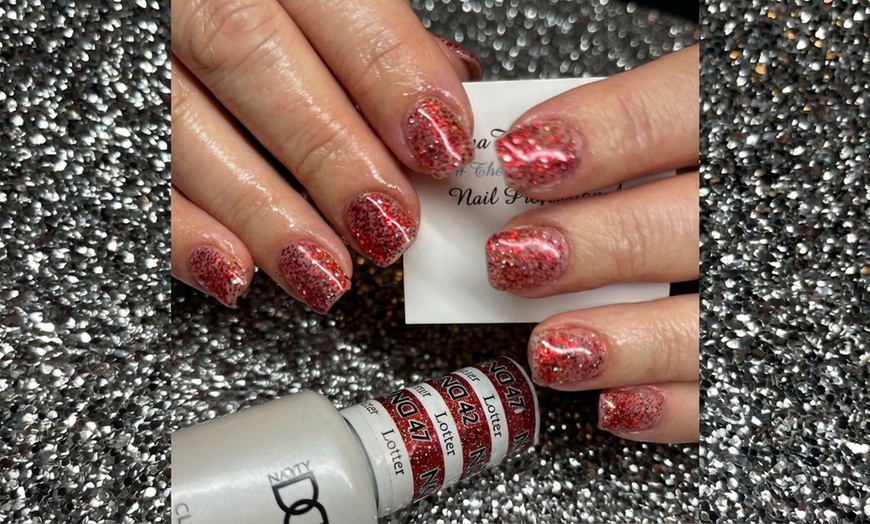 Image 3: Treat Yourself to One Classic or Gel Manicure or/and Pedicure Sessions