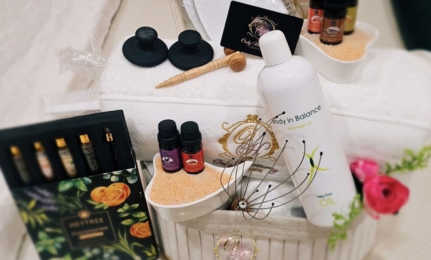 Image 10: Ritual Tailandés con aceites en pareja en tatami