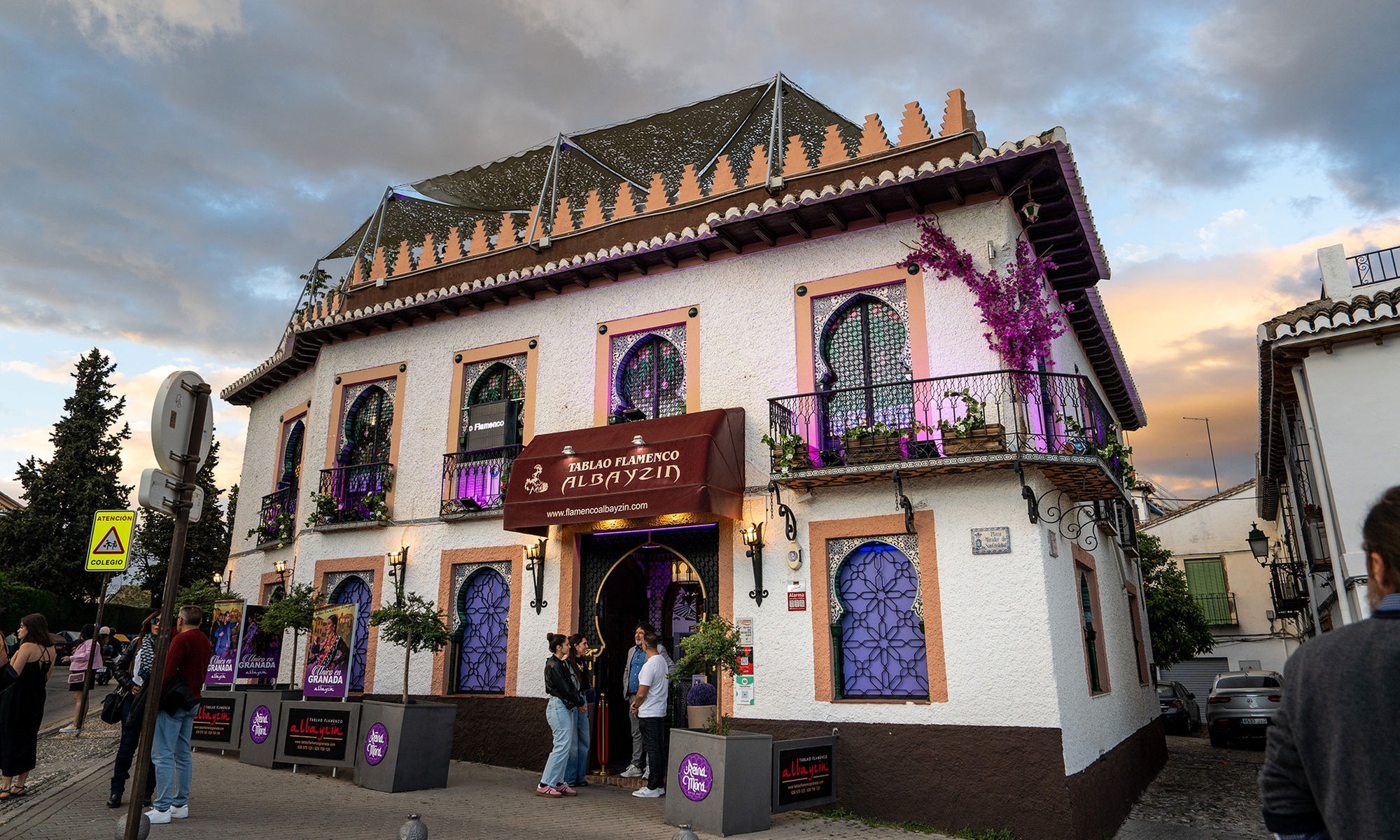 Entrada a espectáculo flamenco para 2 o 4 personas con consumición