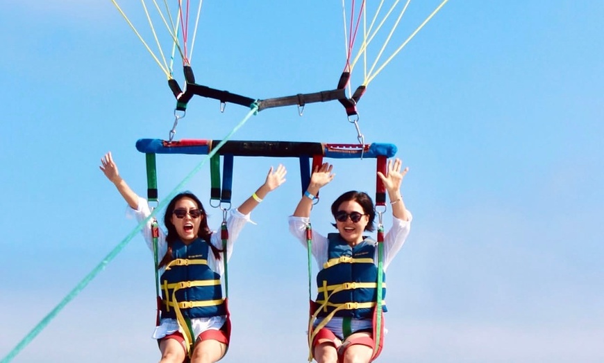 Image 8: Panoramic Catalina Parasailing For Solo Adventurers and Groups