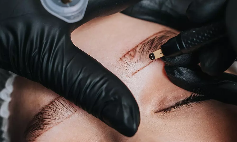 Soft Powder Brows / Microblading (3 Std.) inkl. Beratung für 1 Person