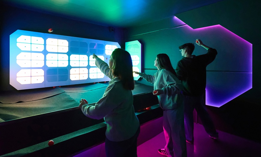 Image 12: ¡Desafío único! Entrada a 3 o 5 salas de arcade para 5 o 6 personas