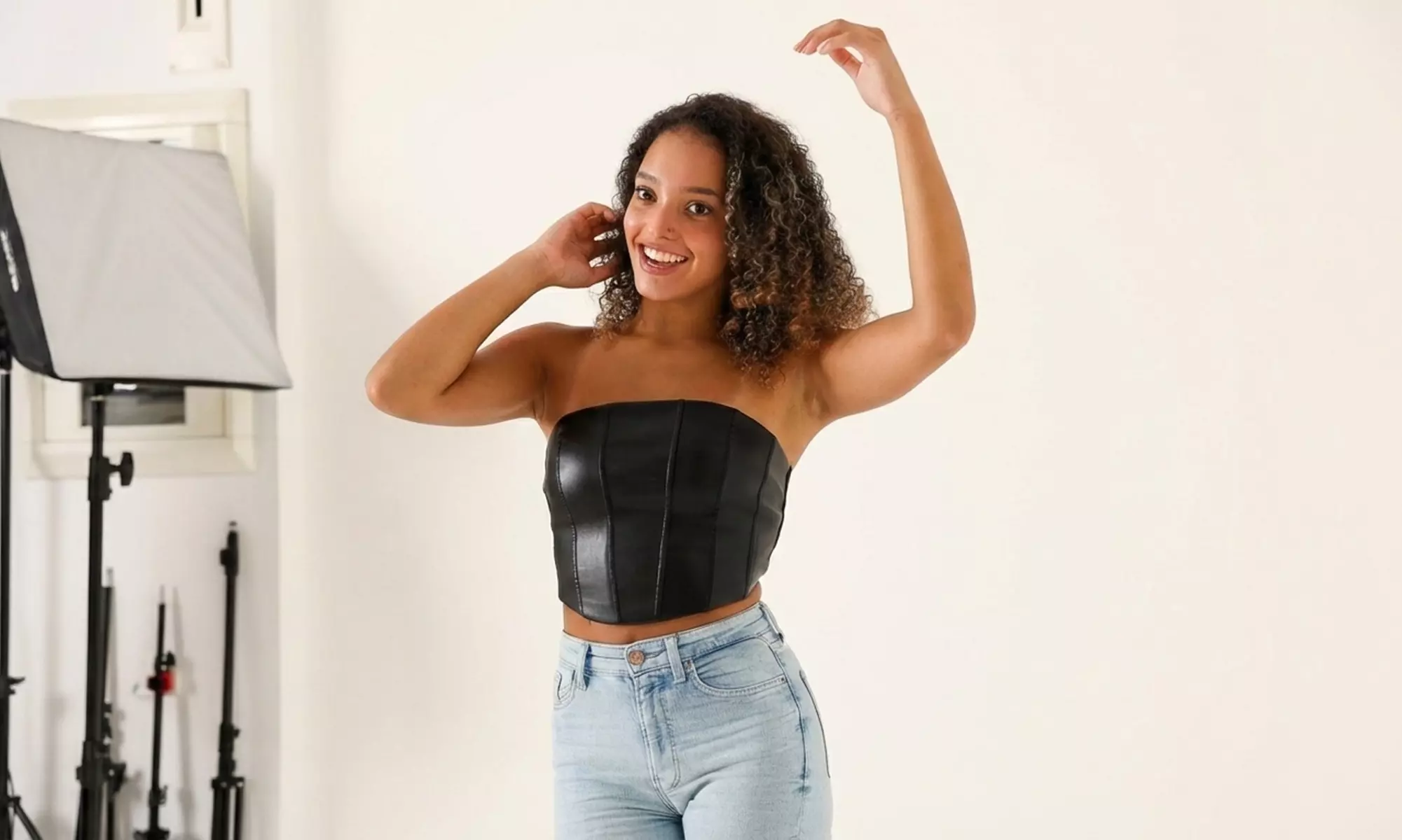 Sesión fotográfica profesional para 1 persona realizada en estudio