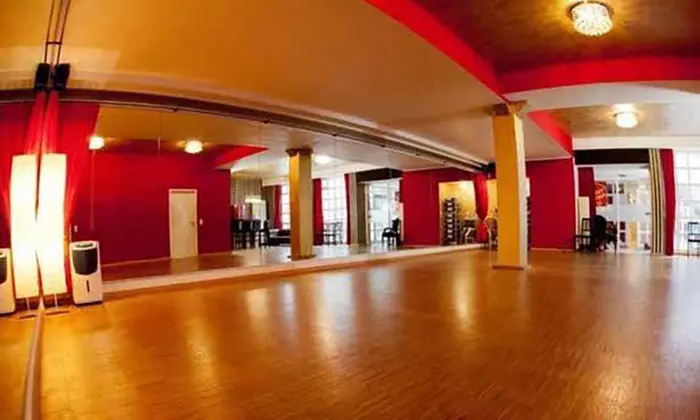 Stressfrei zum Hochzeitstanz: Crashkurs Basic für 2 Personen