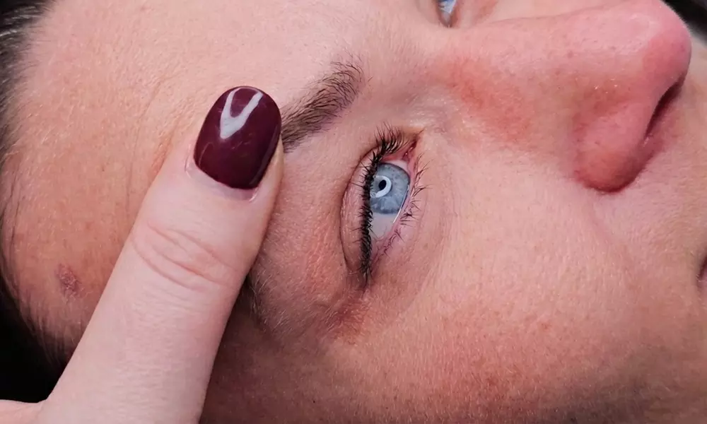 Permanent Make-up - Powderbrows, Wimpernkranz oder Lippen für 1 Person