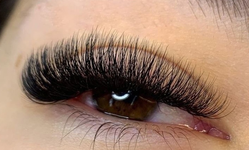 Image 2: Get Classic or Volume (3D/6D) Lash Extensions w/ Optional 2 Week Fill