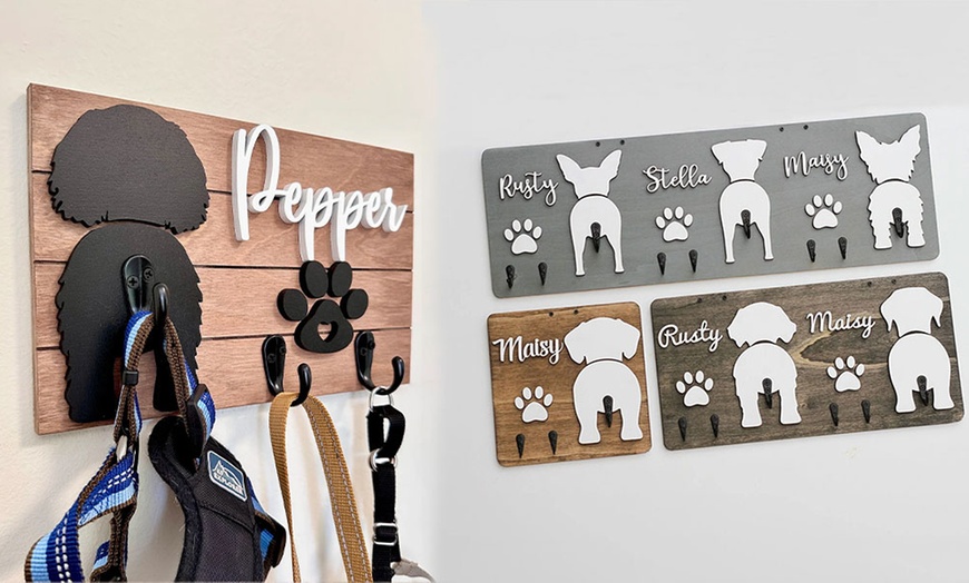 Image 7: Personalisiertes Schlüsselbrett aus Holz mit Namen in Design nach Wahl