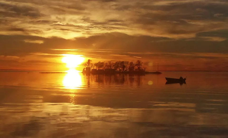 1- or 2-Night Stay for Two or Four at Appeldoorn's Sunset Bay Resort in Isle, MN. Combine Up to 10 Nights. - Primary Image