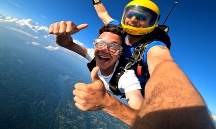 Single Tandem Skydive Jump - Philly Skydive