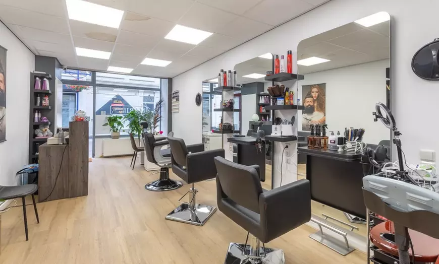 Image 6: Zet je wimpers in de spotlight met wimperextensions naar keuze