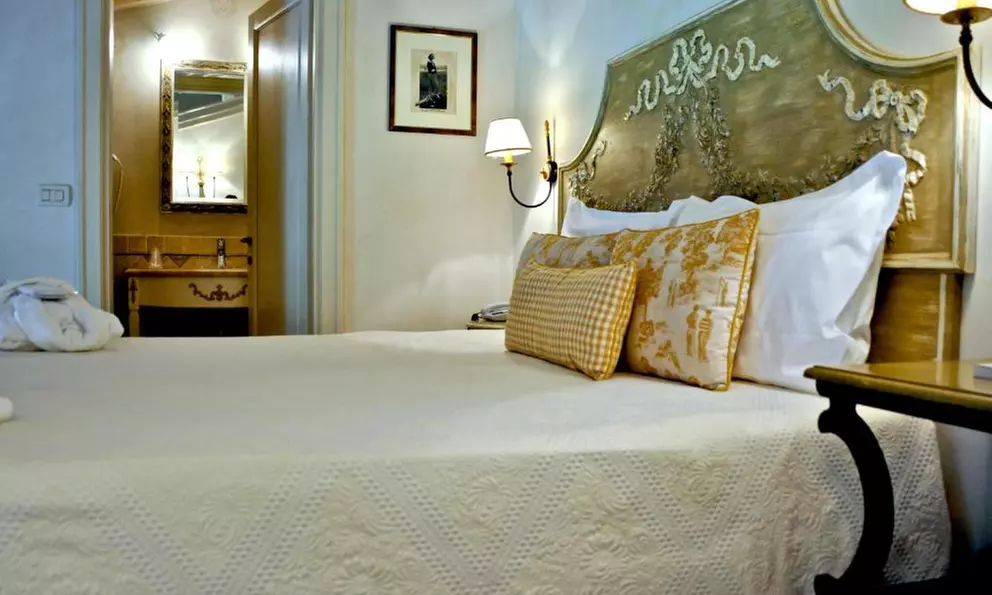 Gardasee: Doppel- oder Zweibettzimmer mit Frühstück / HP und Spa