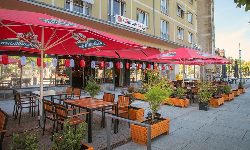 Image 8: Vietnamesisches Hauptgericht nach Wahl mit Vorspeise oder Dessert