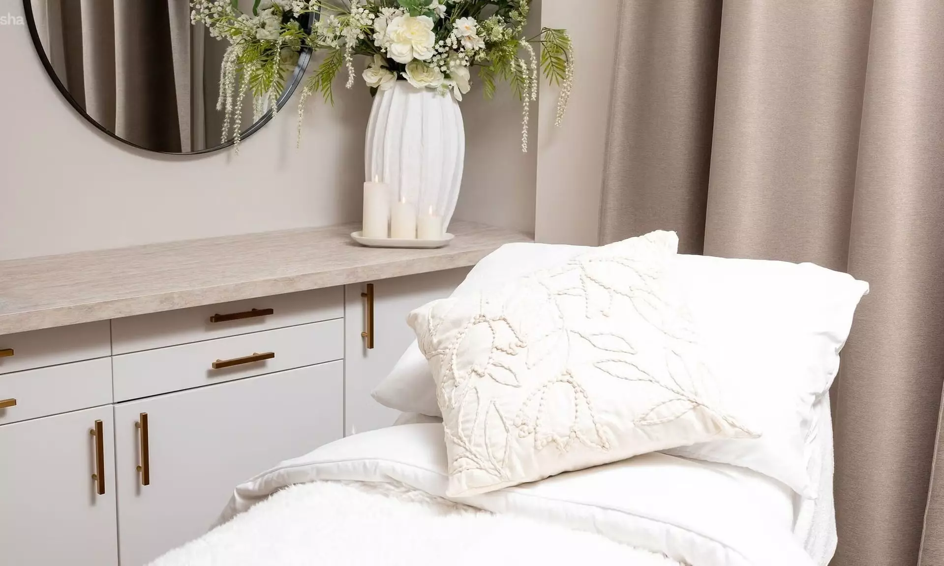 50 Min Back Neck Shoulder, Indian Head Massage or 80 Min Full Body