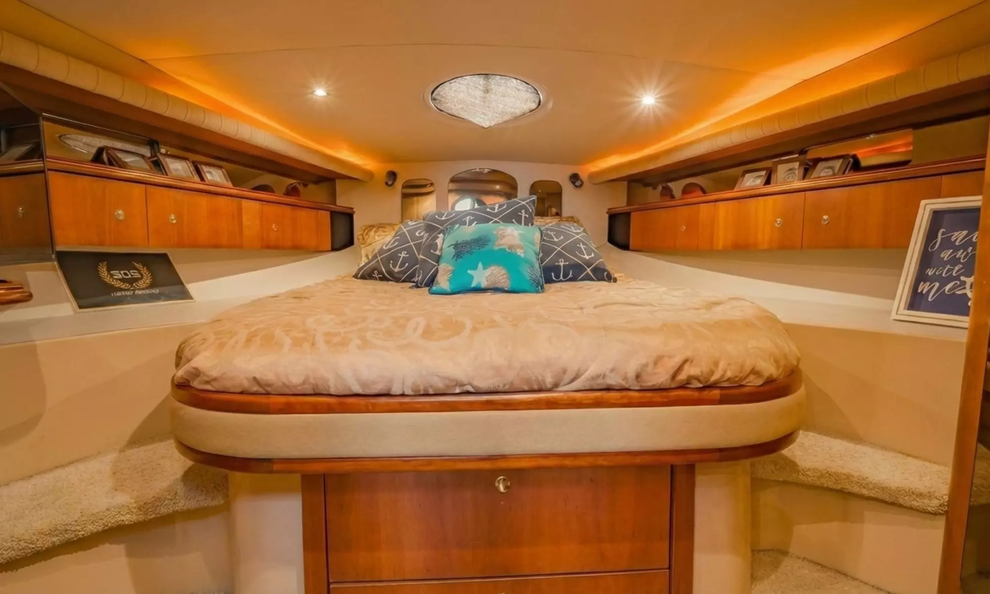 Luxury Yacht Cruise on Bella Vita 50' – Enjoy Miami's Waters