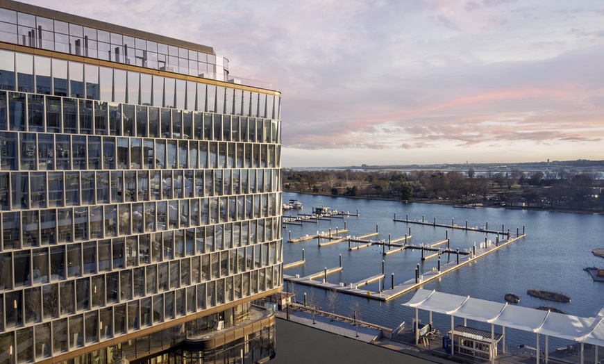 Image 1: Boutique Hotel with Stunning Potomac Views and Central Location