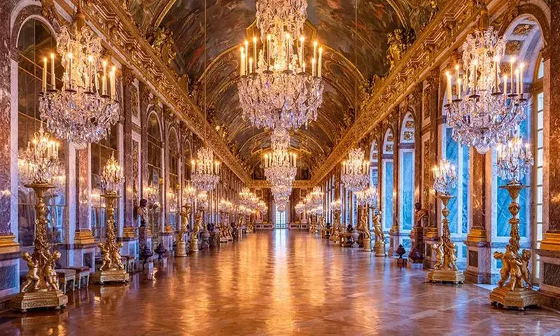 Paris à deux : activité au choix et nuit magique dans la Ville Lumière