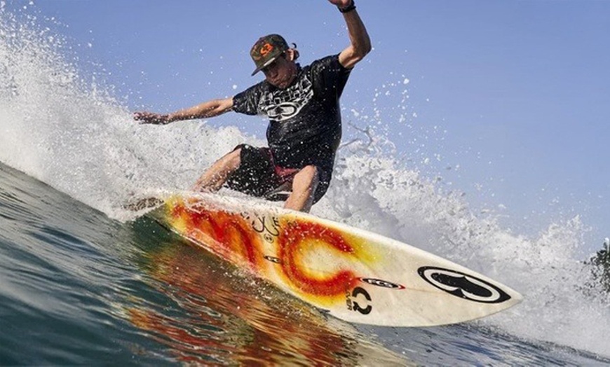 Image 2: Surfing Lesson for 2, 3, or 4 with Rentals 