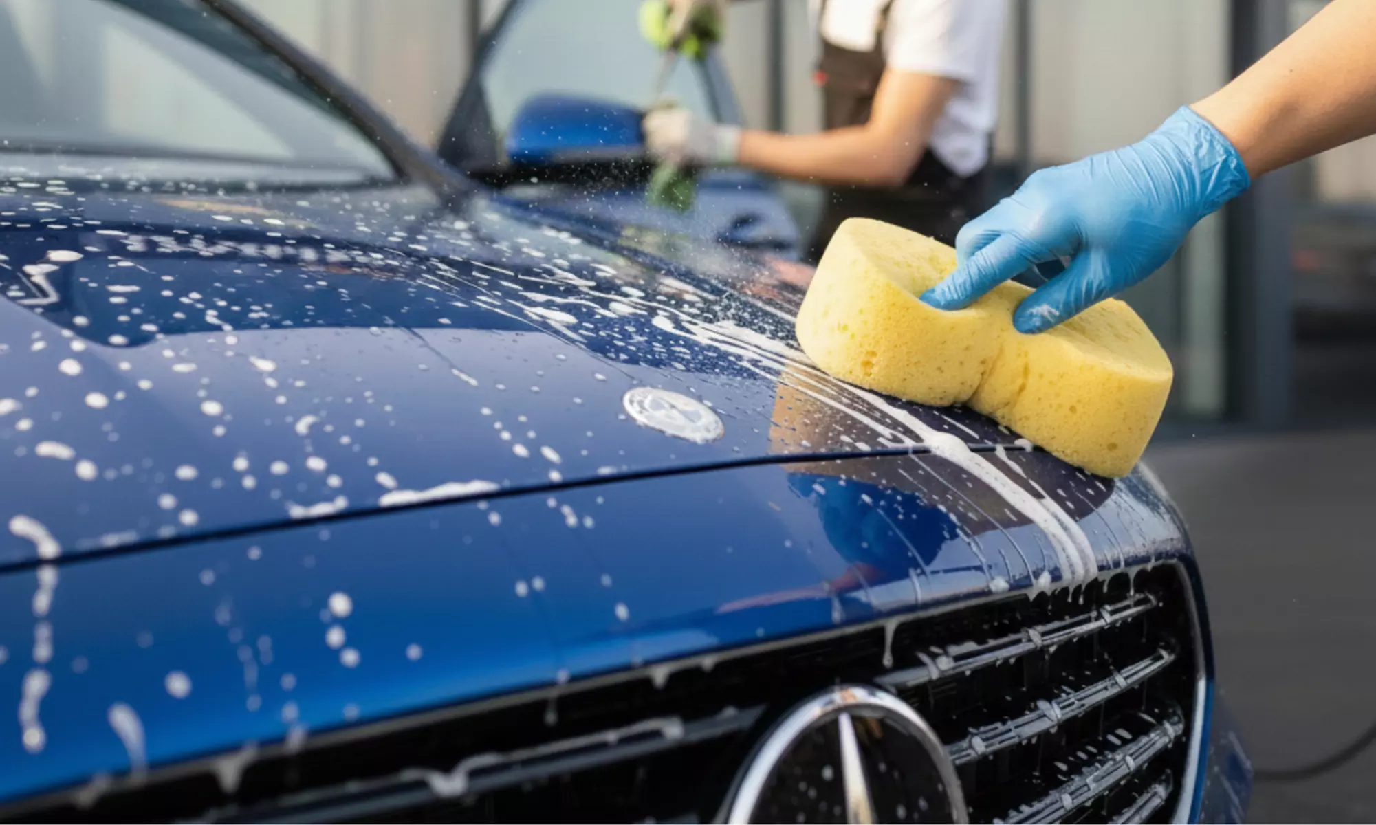 Basic- oder Komplettaufbereitung inkl. Politur für 1 Pkw