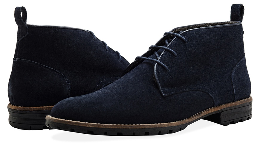 Image 17: Chaussures homme en daim