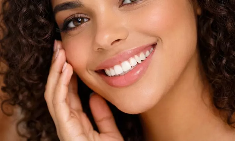 Luxe gezichtsbehandeling, Hydrafacial, BB Glow of haar-mesotherapie naar keuze (tot 55% korting) - Primary Image