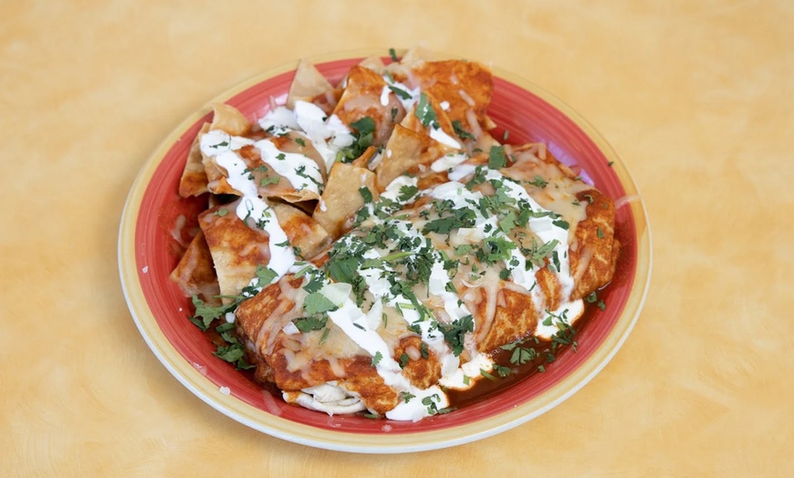 Image 3: $25 Voucher or Up to 4 Birria Plates & Choice of Jamaica or Horchata