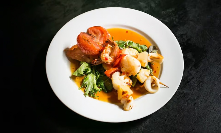 Image 16: Thai Dining with Cocktails at Sea Thai Restaurant & Bistro